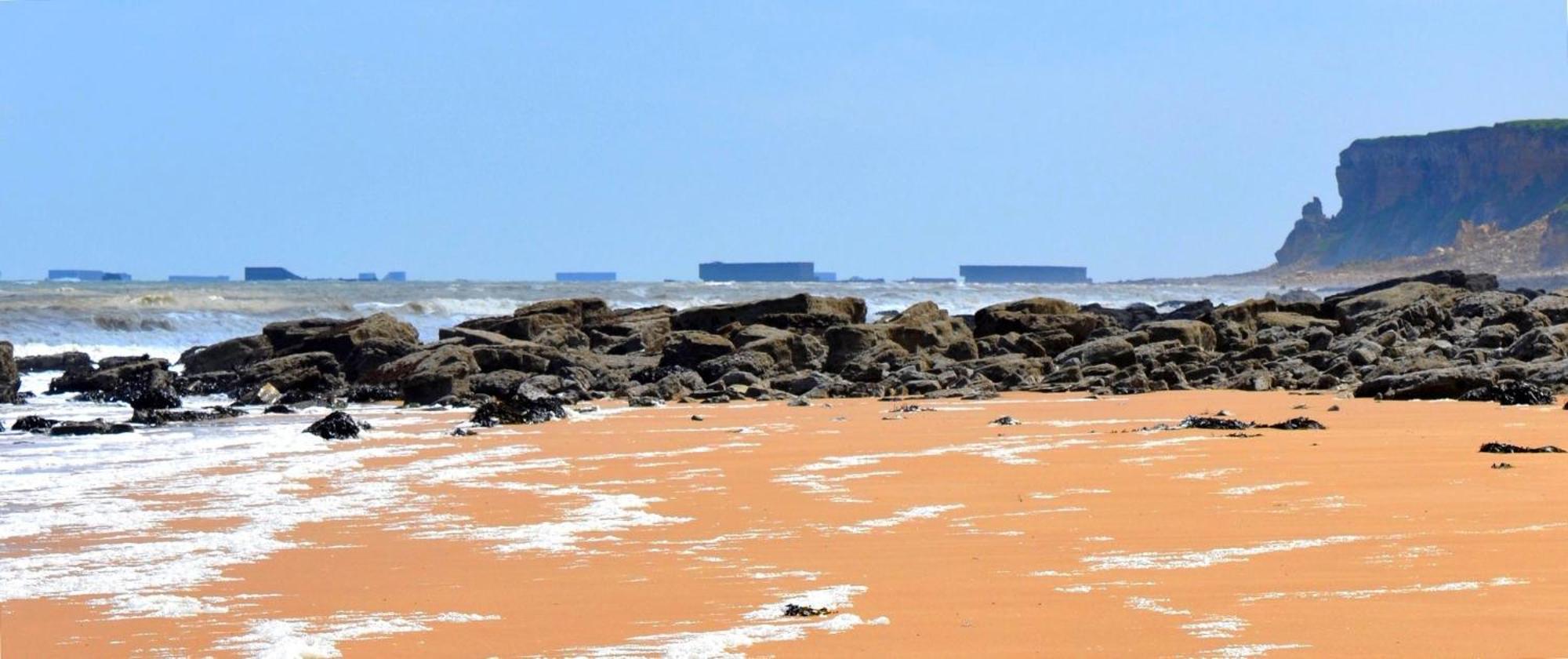 Nid De Pie Grand Duplex Lumineux Cadre Verdoyant Calme A 5 Mn De La Mer Pres Port En Bessin, Bayeux, Omaha Beach, Commes ภายนอก รูปภาพ